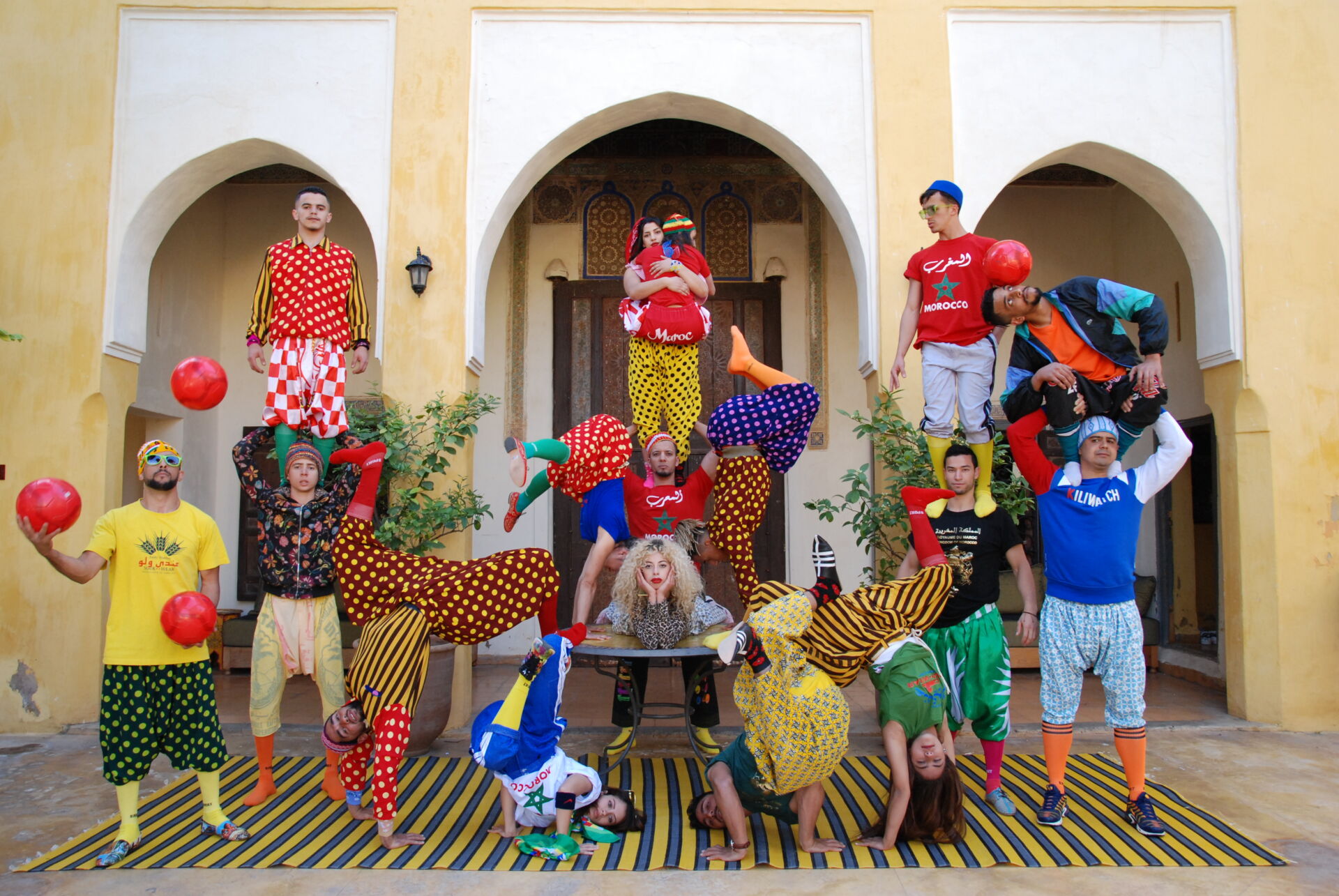 PHOTO GROUPE ACROBATIQUE DE TANGER - PARADE┬®Hassan Hajjaj